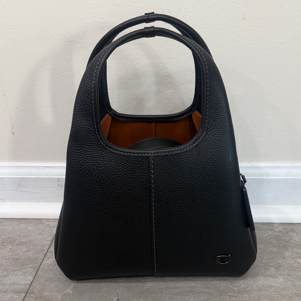 Coach Lana Shoulder Bag 23